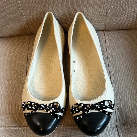 Crocs Flats Size 9 Black Ivory - Picture 5 of 7